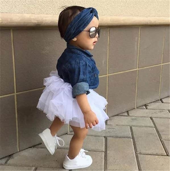 סט ג'ינס וטוטו לבן