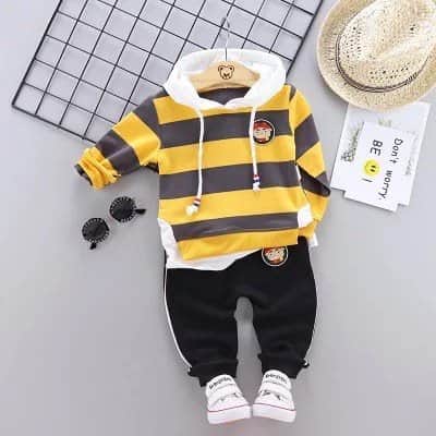 סט טרנינג פסים חרדל חום, צווארון לבן מכנס שחור